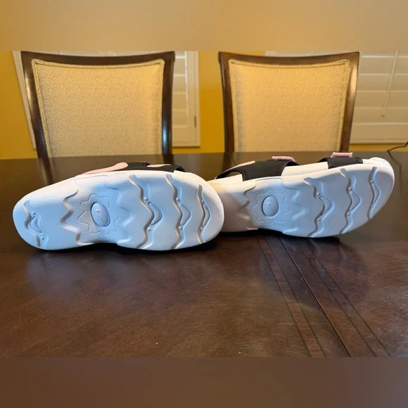 New Nike Sunray Sandals Pink Black Size 6Y / 7.5 W - Picture 12 of 12